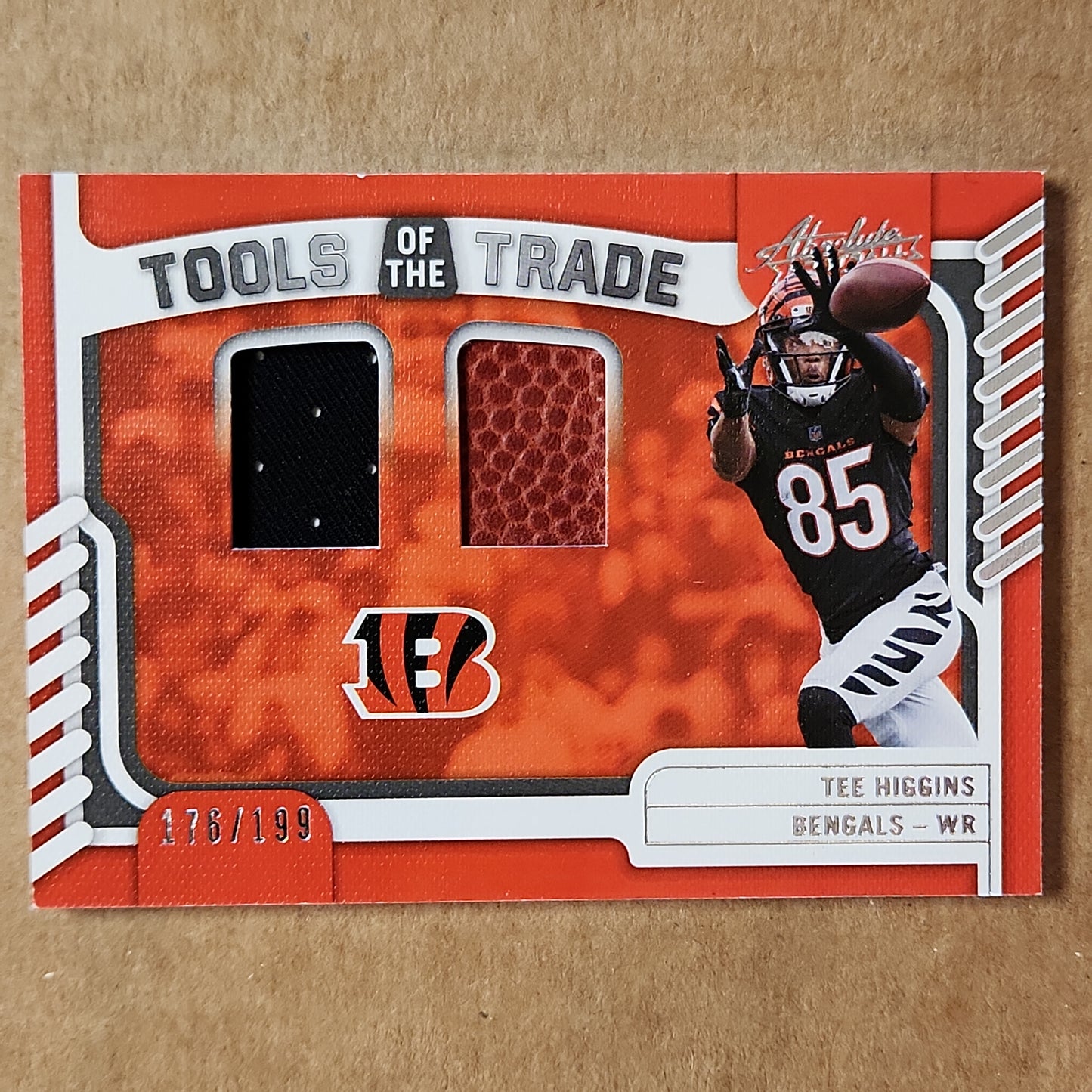 2022 Panini Absolute Football Tee Higgins Tools of the Trade /199 Bengals TTD-37