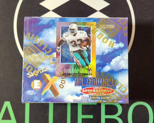 1997 Fleer Skybox E-X 2000 Football Hobby Box