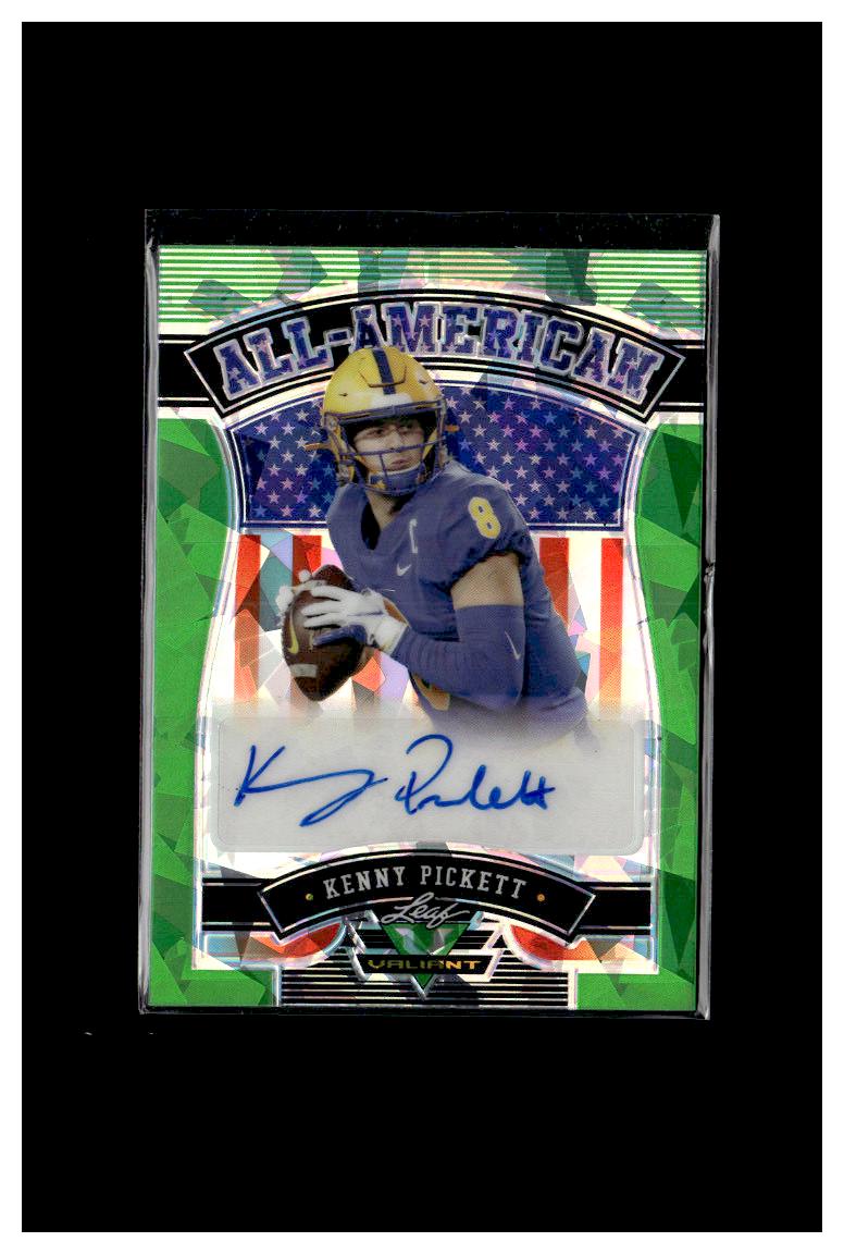 2022 Leaf Valiant #AA-KP1 Kenny Pickett All-American Autographs Green Crystal #/30