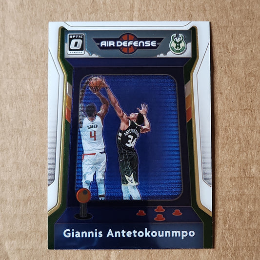 2020-21 Panini Select Giannis Antetokounmpo Optic Air Defense