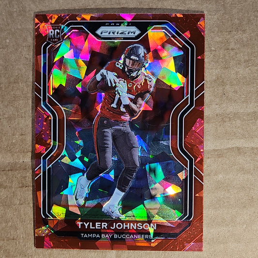 Tyler Johnson Prizm Red Cracked Ice RC