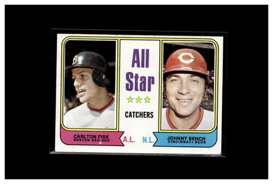 1974 Topps #331 All-Star Catchers (Carlton Fisk / Johnny Bench)