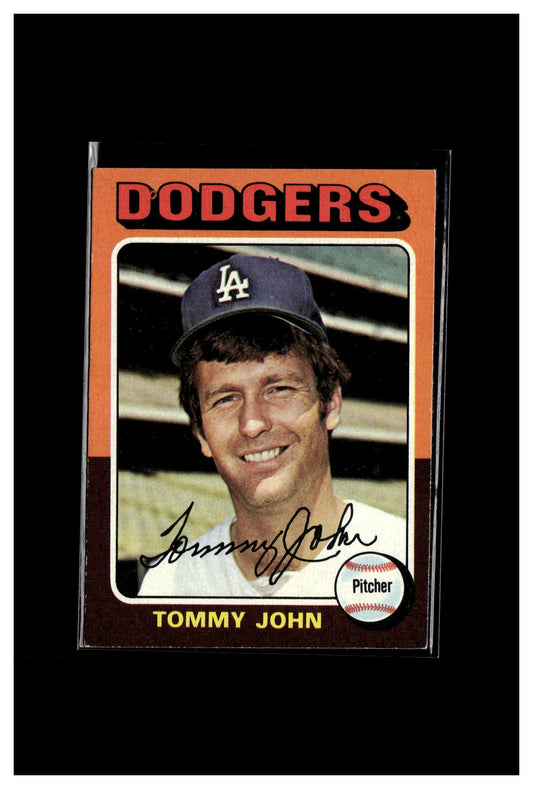 1975 Topps #47 Tommy John