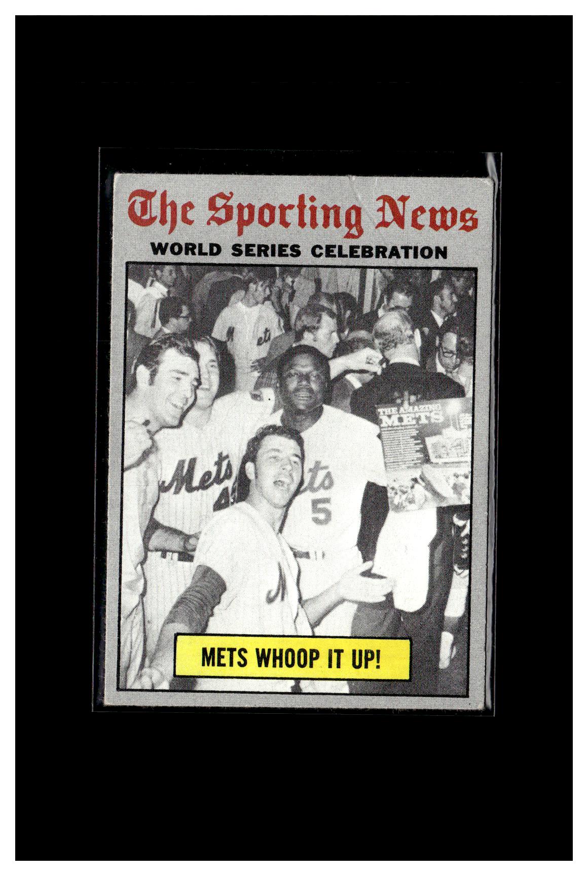 1970 Topps #310 World Series Celebration - Mets Whoop It Up! 2