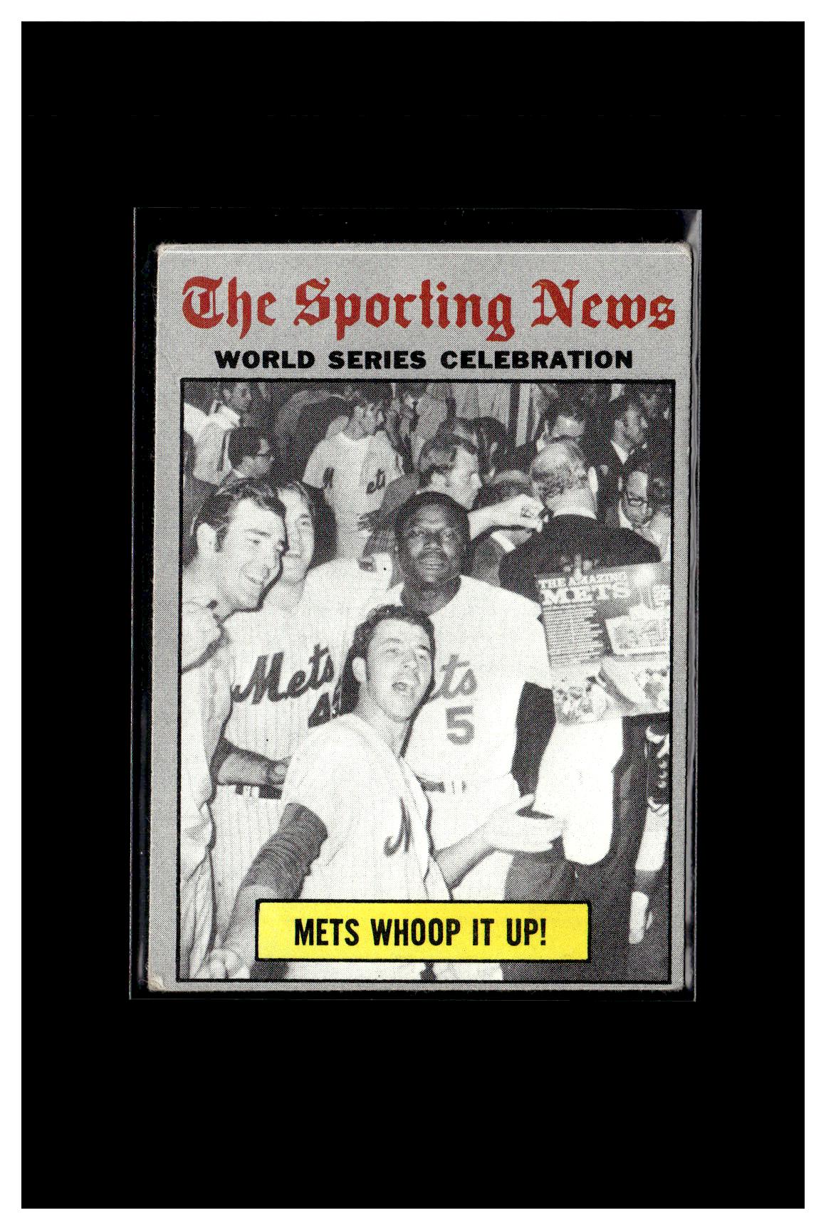 1970 Topps #310 World Series Celebration - Mets Whoop It Up! 4