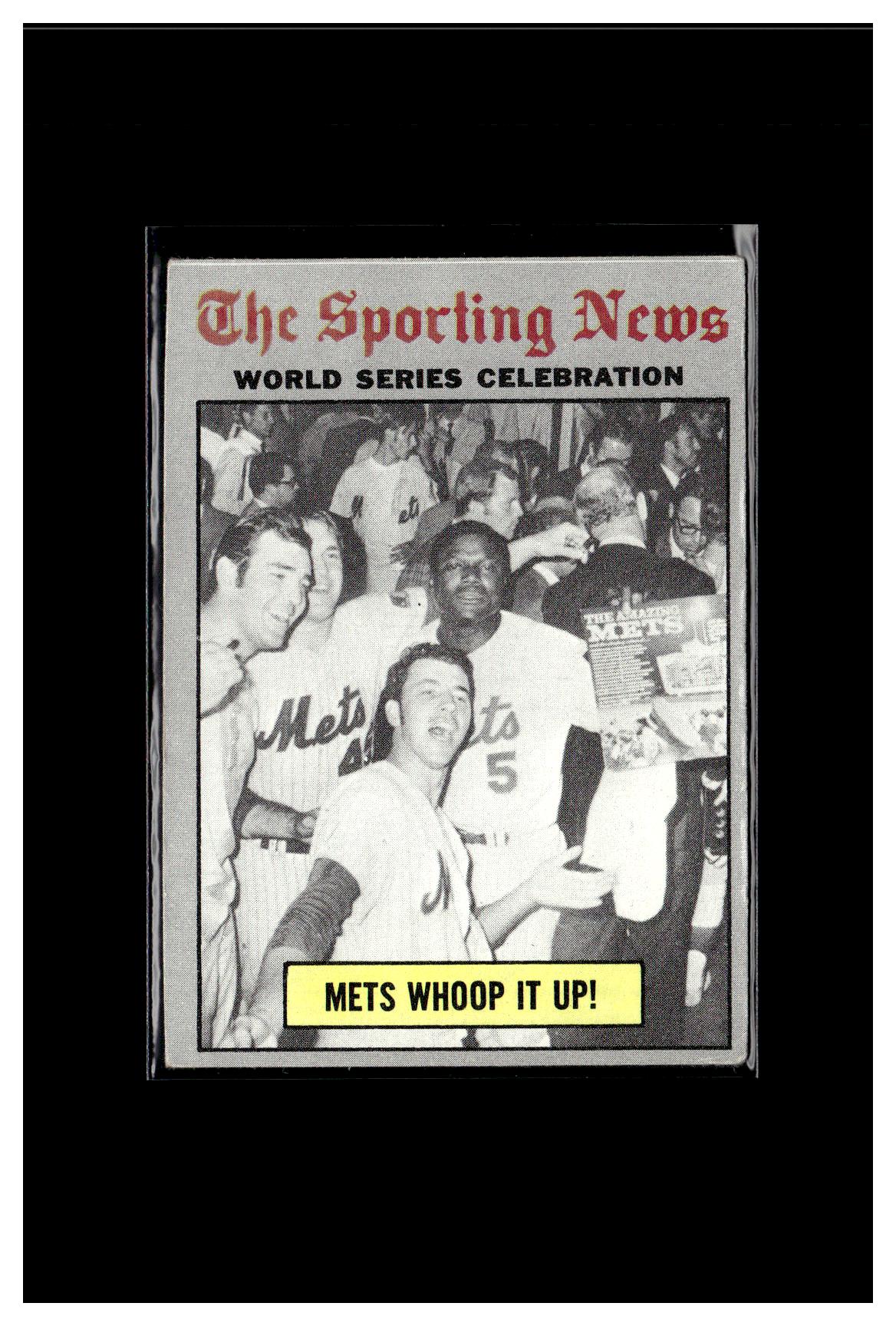 1970 Topps #310 World Series Celebration - Mets Whoop It Up! 6